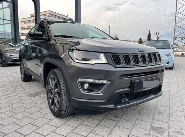 Imagine Jeep Compass Compass 1.3 T4 4xe PLUG-IN HYBRID AutomatikS