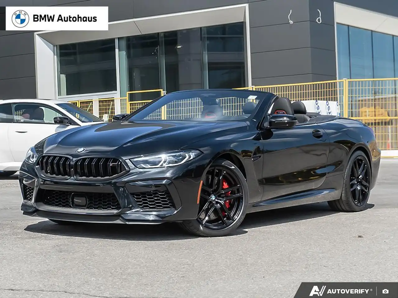 BMW M8 снимка BMW M8
