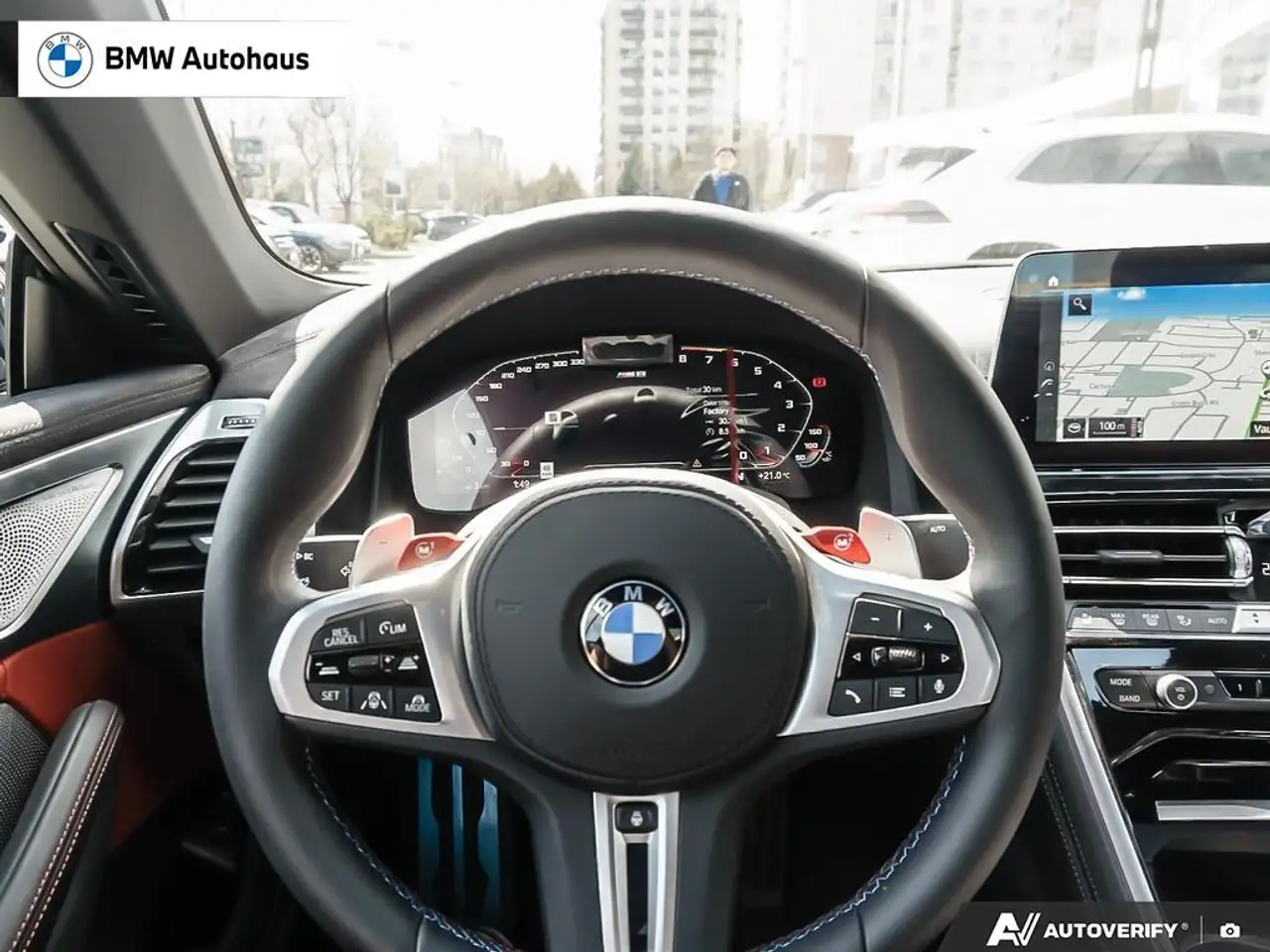 BMW M8 снимка BMW M8