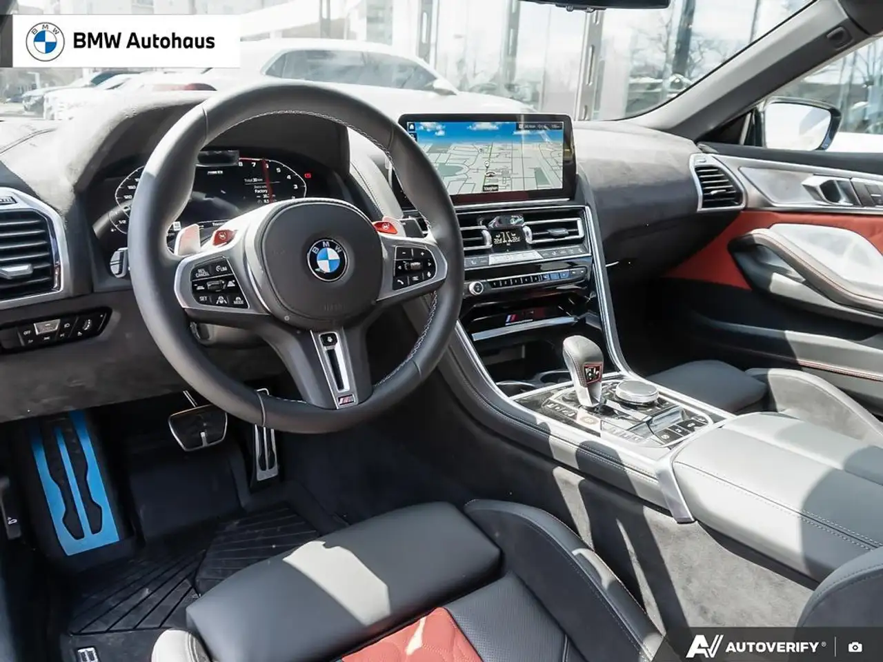 BMW M8 снимка BMW M8