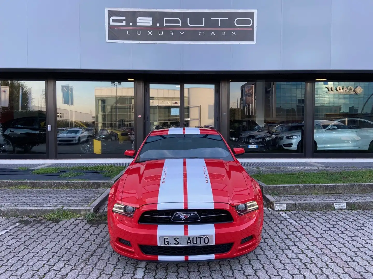 Ford Mustang 3.7 V6 305cv Coupe Aut. IVA ESPOSTA Rood - 2