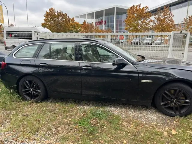 BMW 530 530 d xDrive Luxury AHK Motorschaden Zyl. 2 !