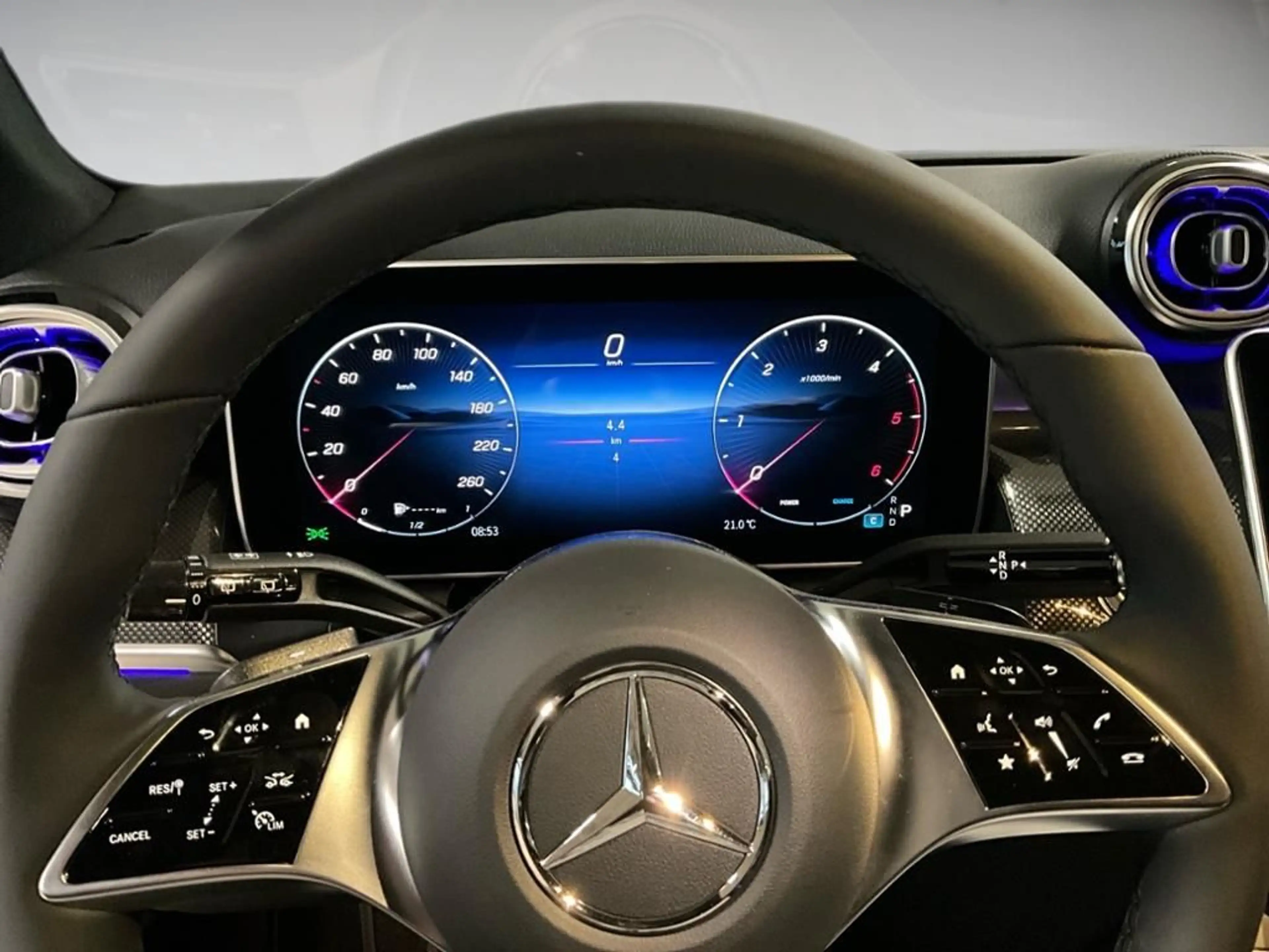 Mercedes-Benz GLC 220 d 4M AVANTGARDE 360 AHK AUT Kam. KeyLess — photo 12