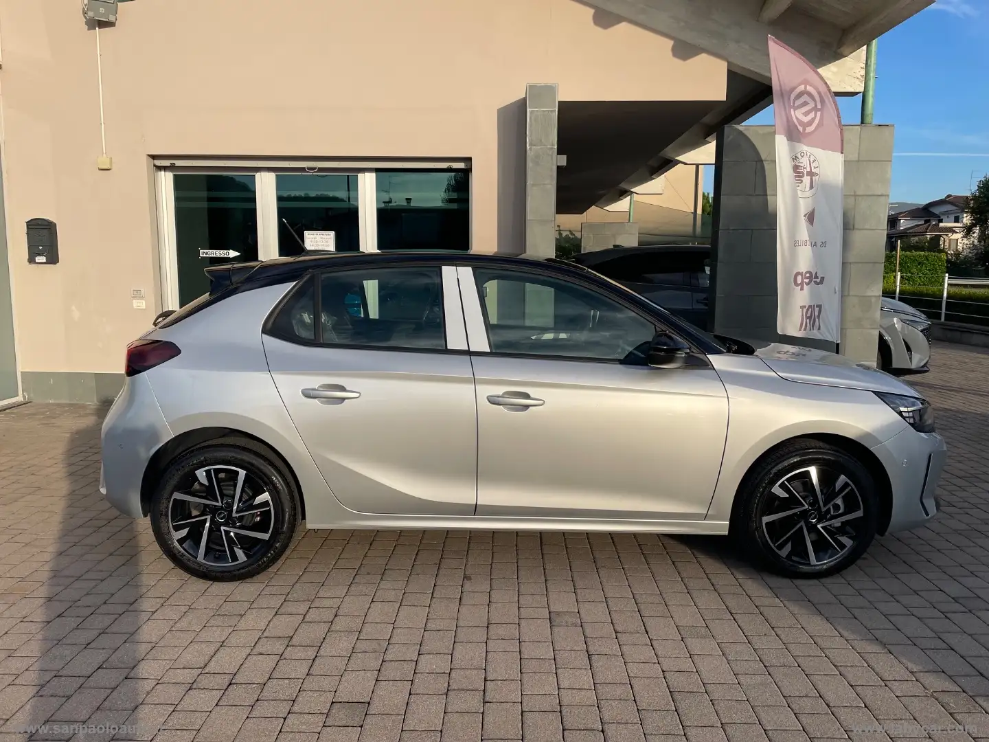 Opel Corsa 1.2 100 CV GS Argent - 2