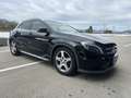 Mercedes-Benz GLA 200 4Matic AMG-Line Schwarz - thumbnail 1