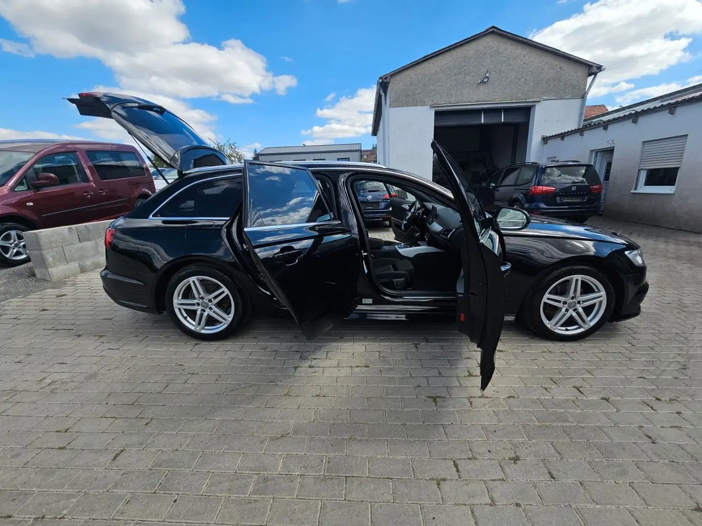 Audi A6 Avant 2.0 TDI ultra Noir - 2