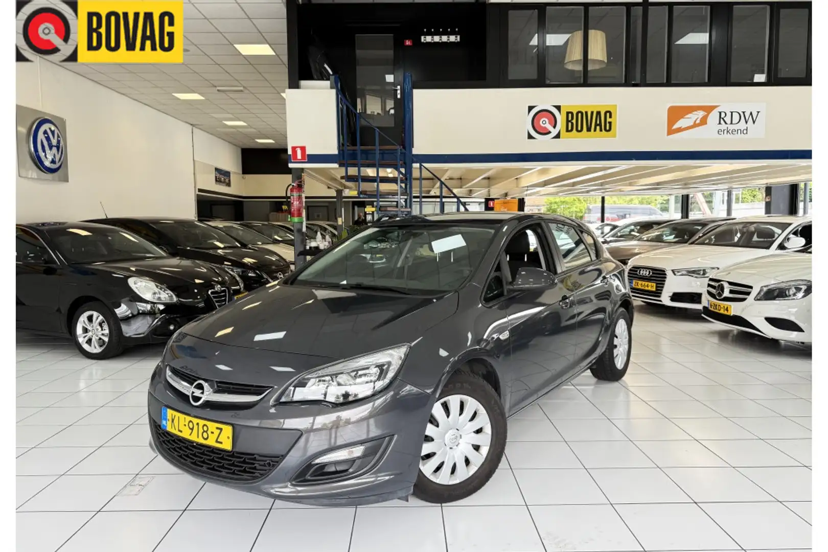 Opel Astra 1.4 Edition Bovag Garantie Gris - 1