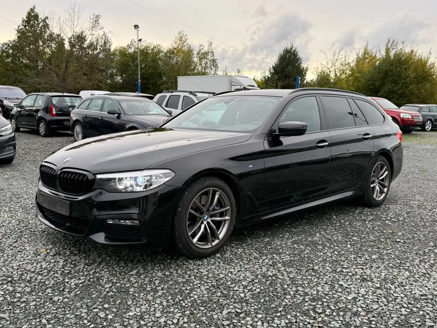 BMW 525 d Touring M Sport*Alcantara*Scheckheft*Xenon* Schwarz - 1