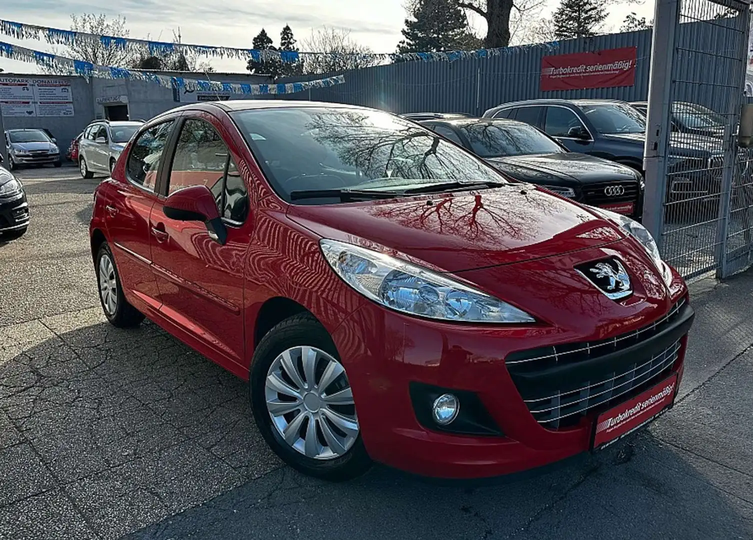 Peugeot 207 70 HDi FAP Tendance - 1