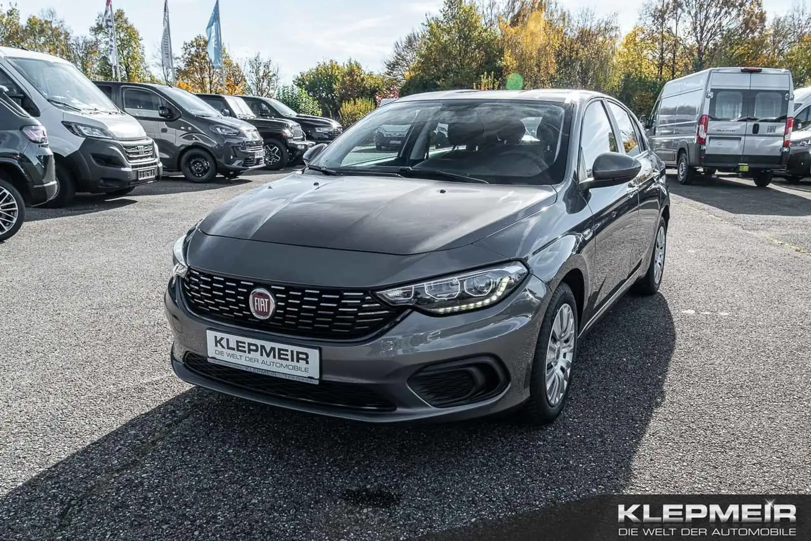 Fiat Tipo 5-Türer 1.4 EASY 70kW (95PS) Gris - 1