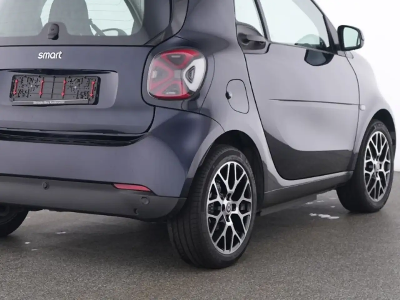smart forTwo 2024 — фото 10