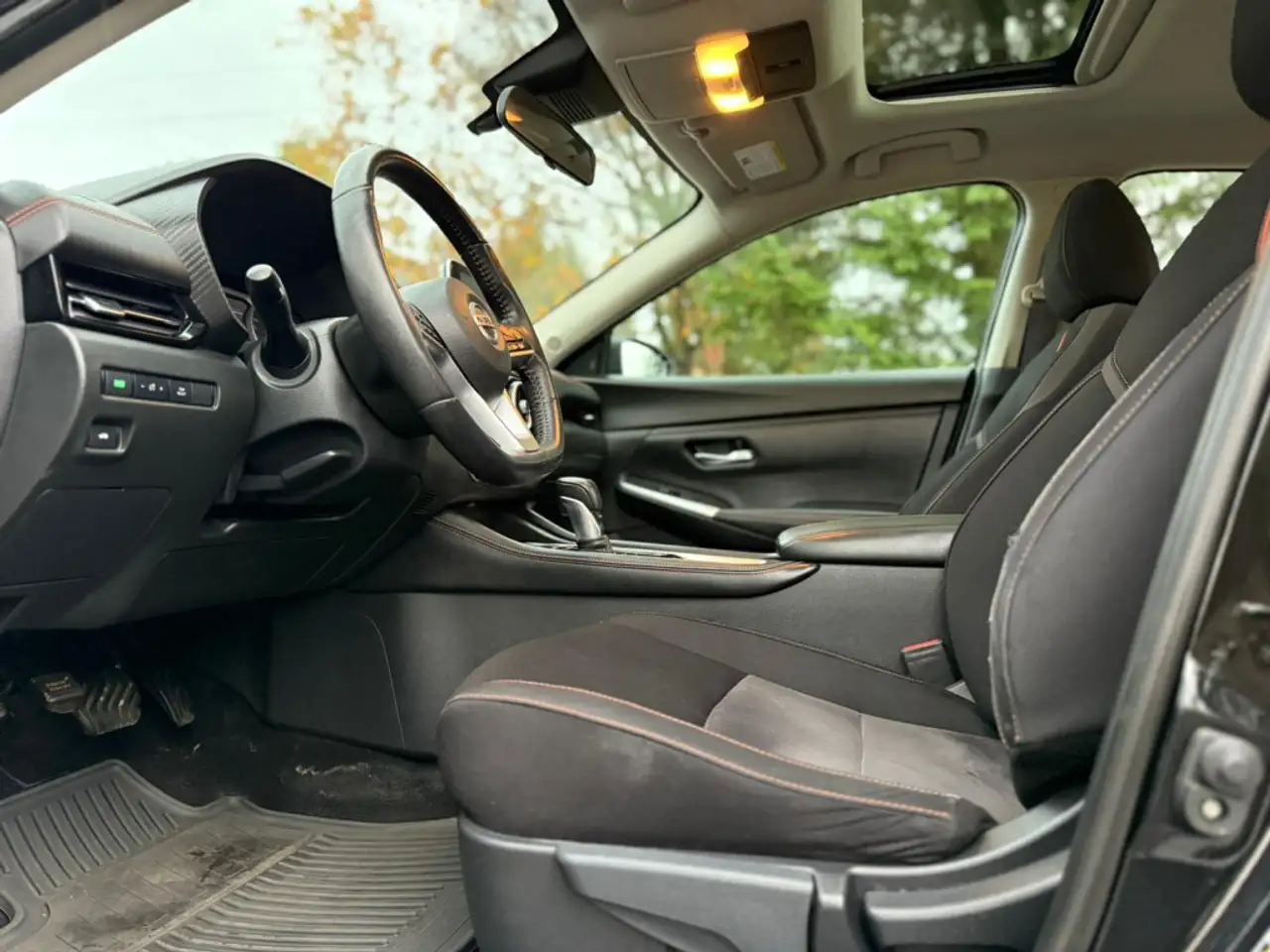 Nissan Sentra photo Nissan Sentra