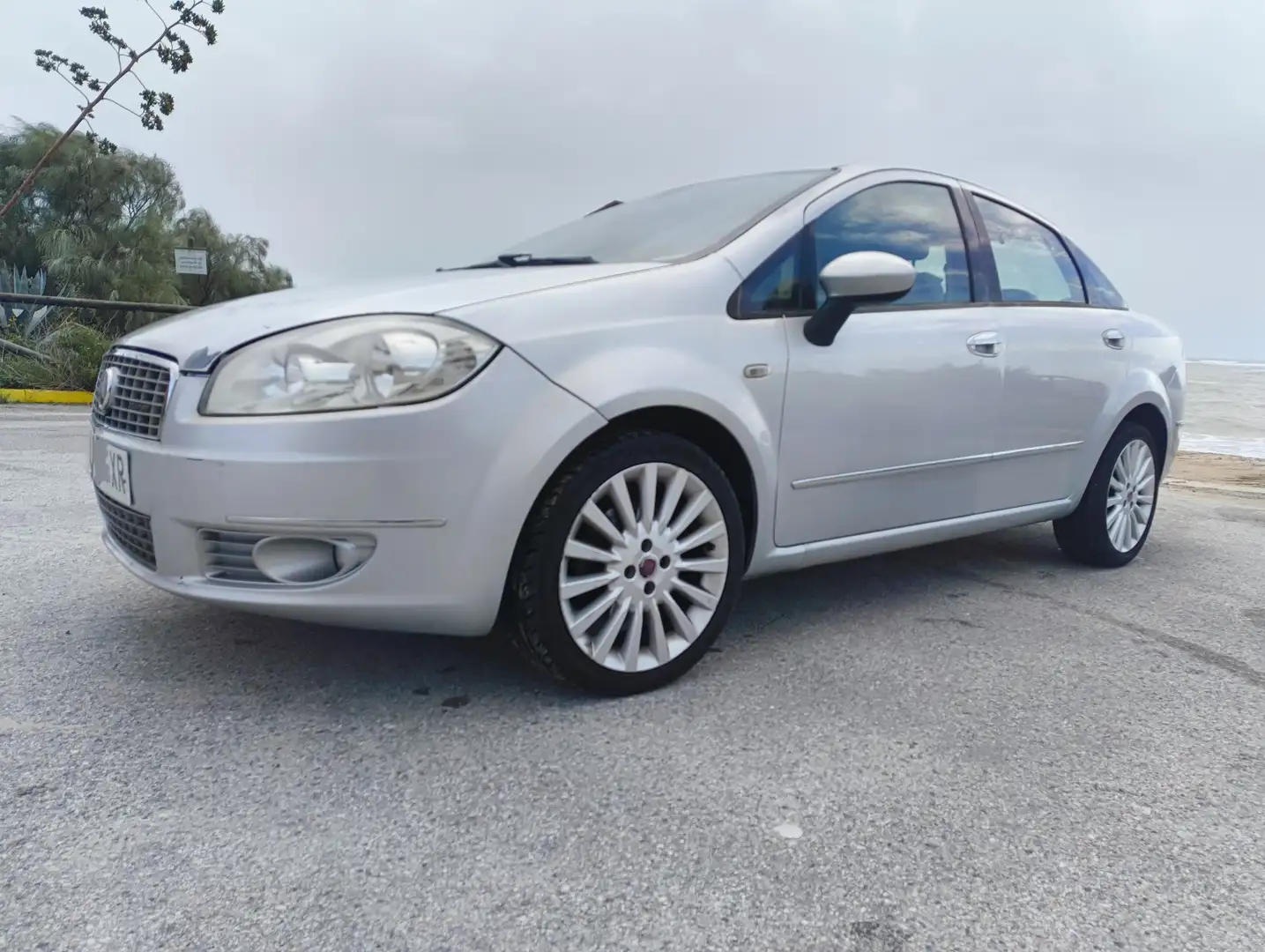 Fiat Linea Chollo!!! Fiat Línea 1.6Mjt Dynamic con Garantía - 1