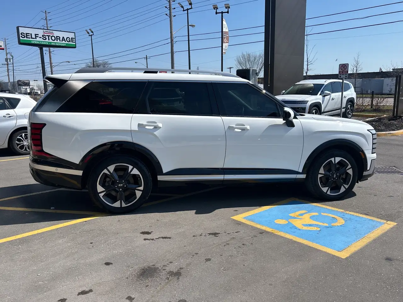 Hyundai PALISADE Hybrid снимка Hyundai PALISADE Hybrid