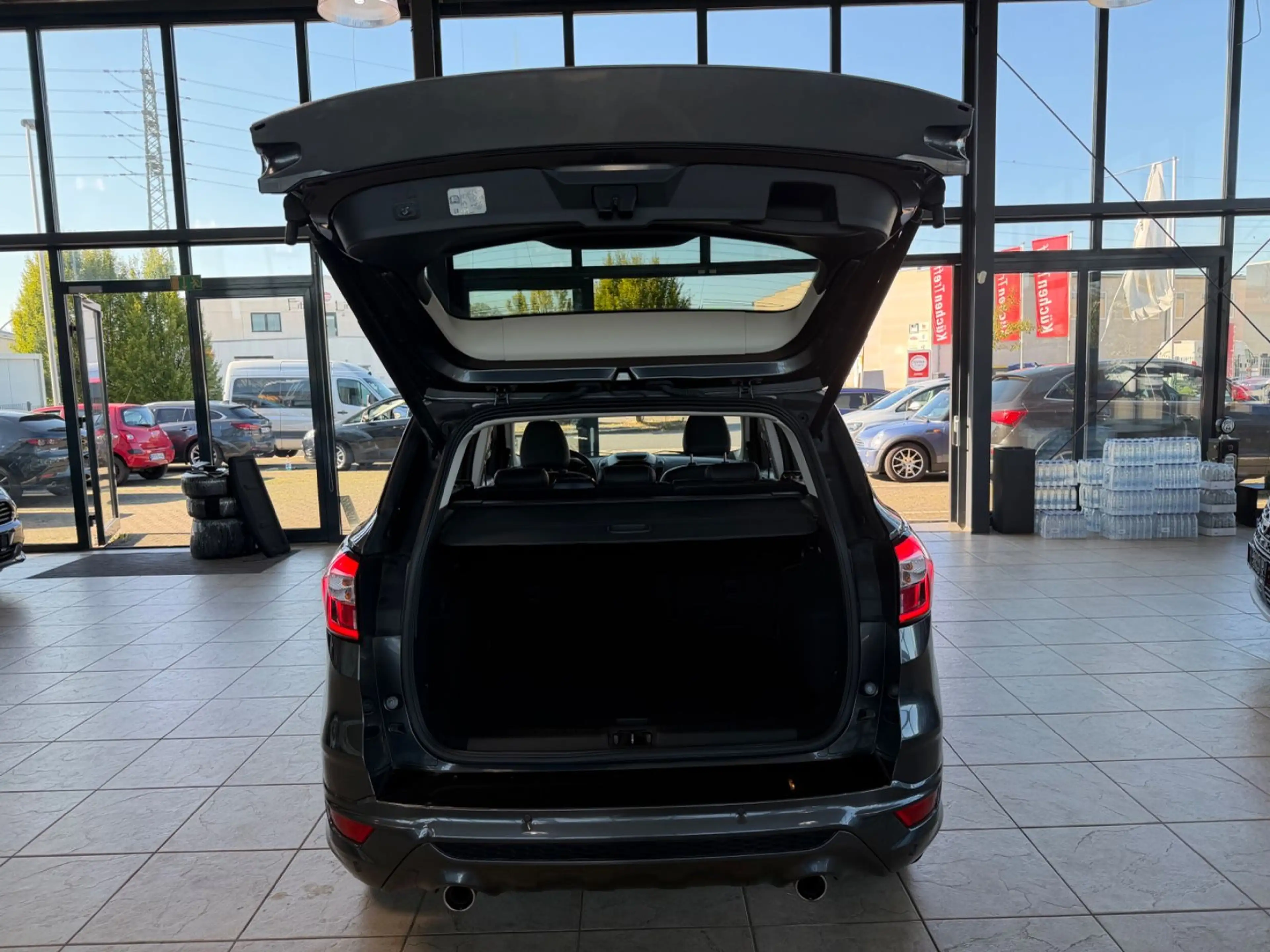 Ford Kuga Vignale/4X4/Automatik — photo 11