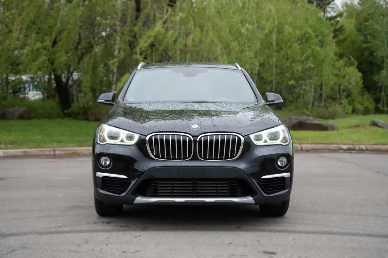 BMW X1 снимка BMW X1