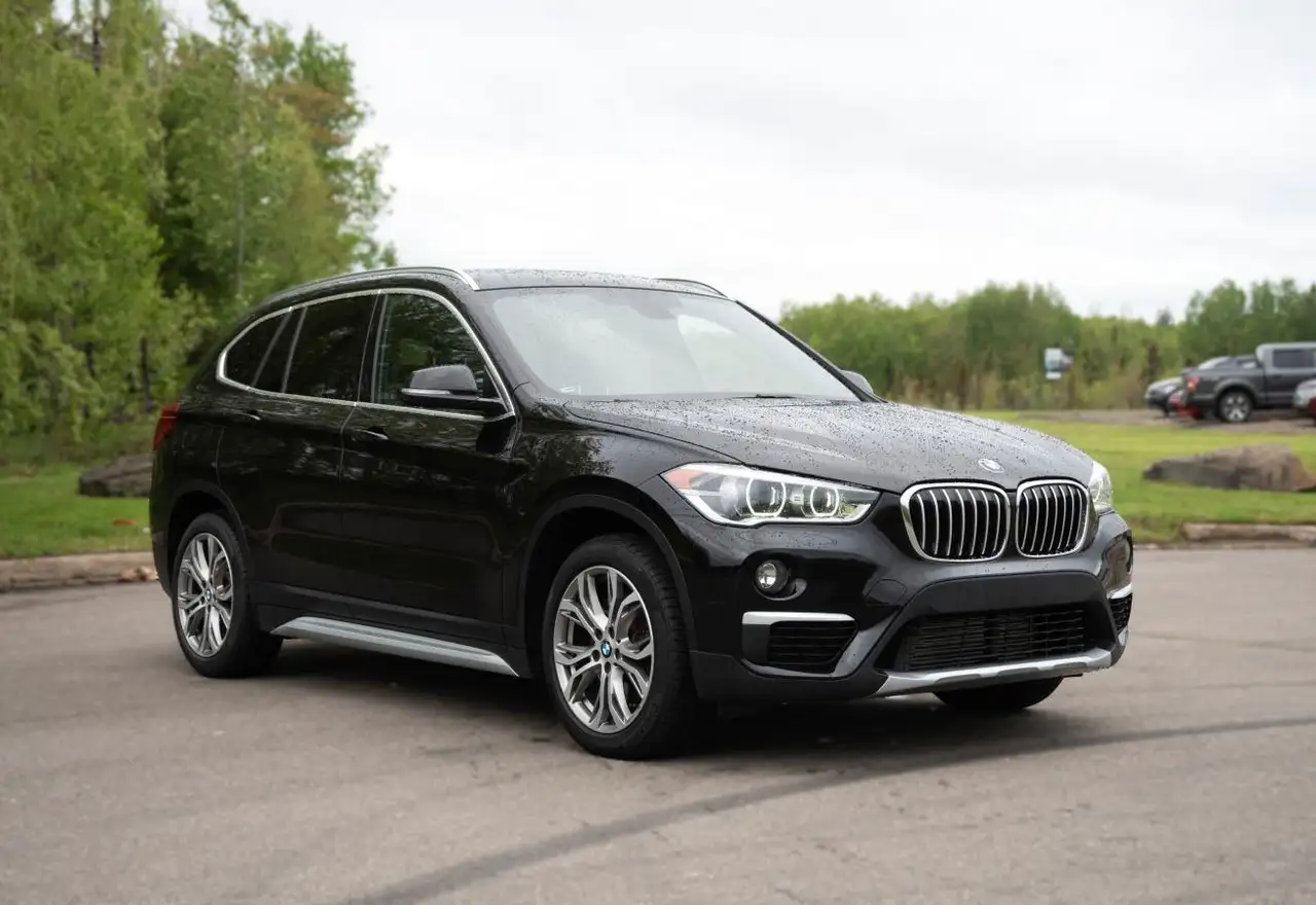 BMW X1 снимка BMW X1