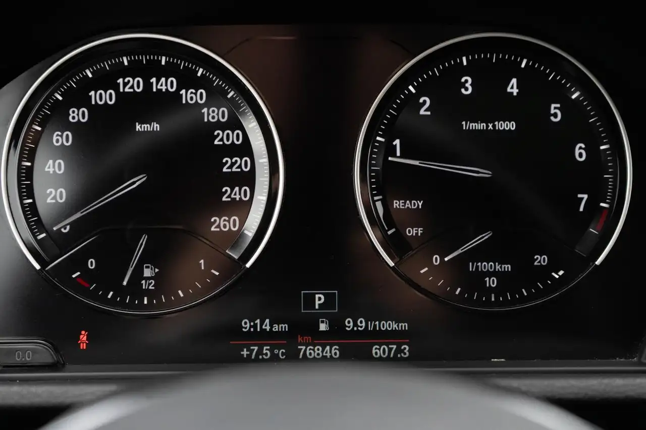 BMW X1 снимка BMW X1