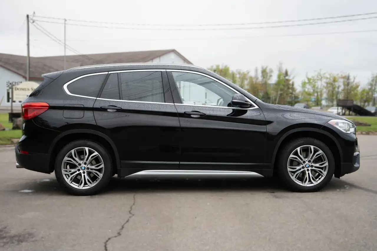 BMW X1 снимка BMW X1