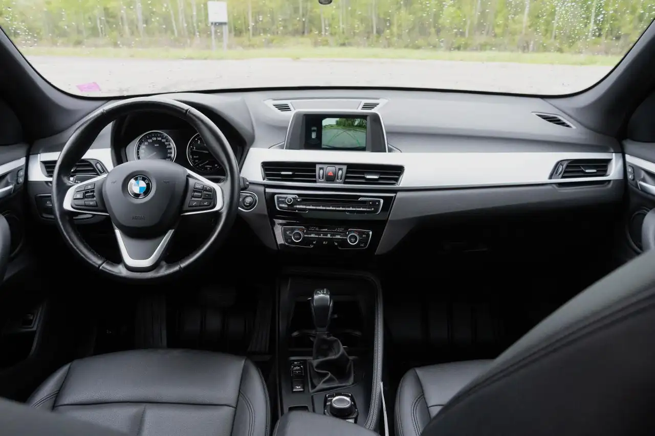 BMW X1 снимка BMW X1