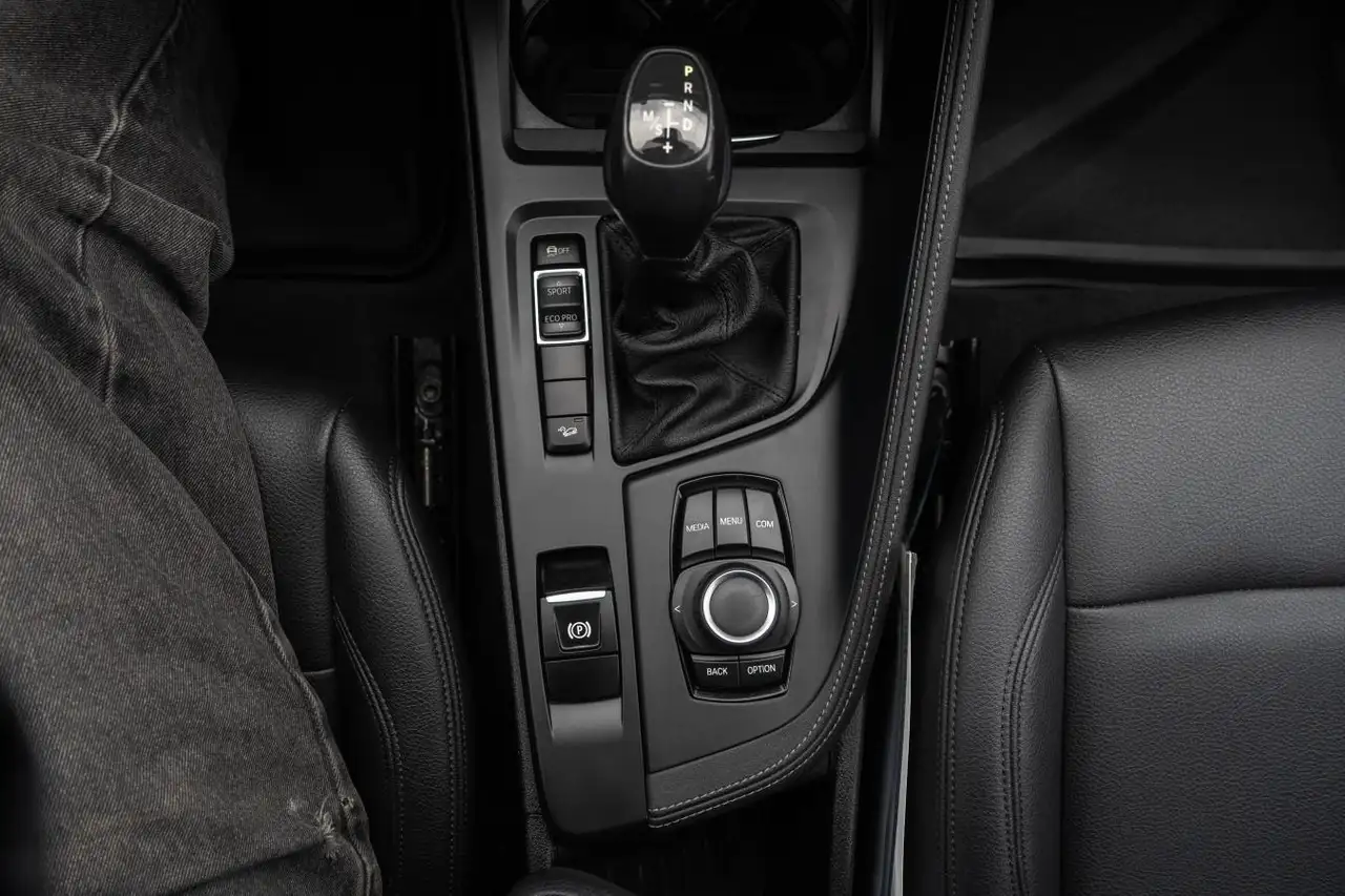 BMW X1 снимка BMW X1