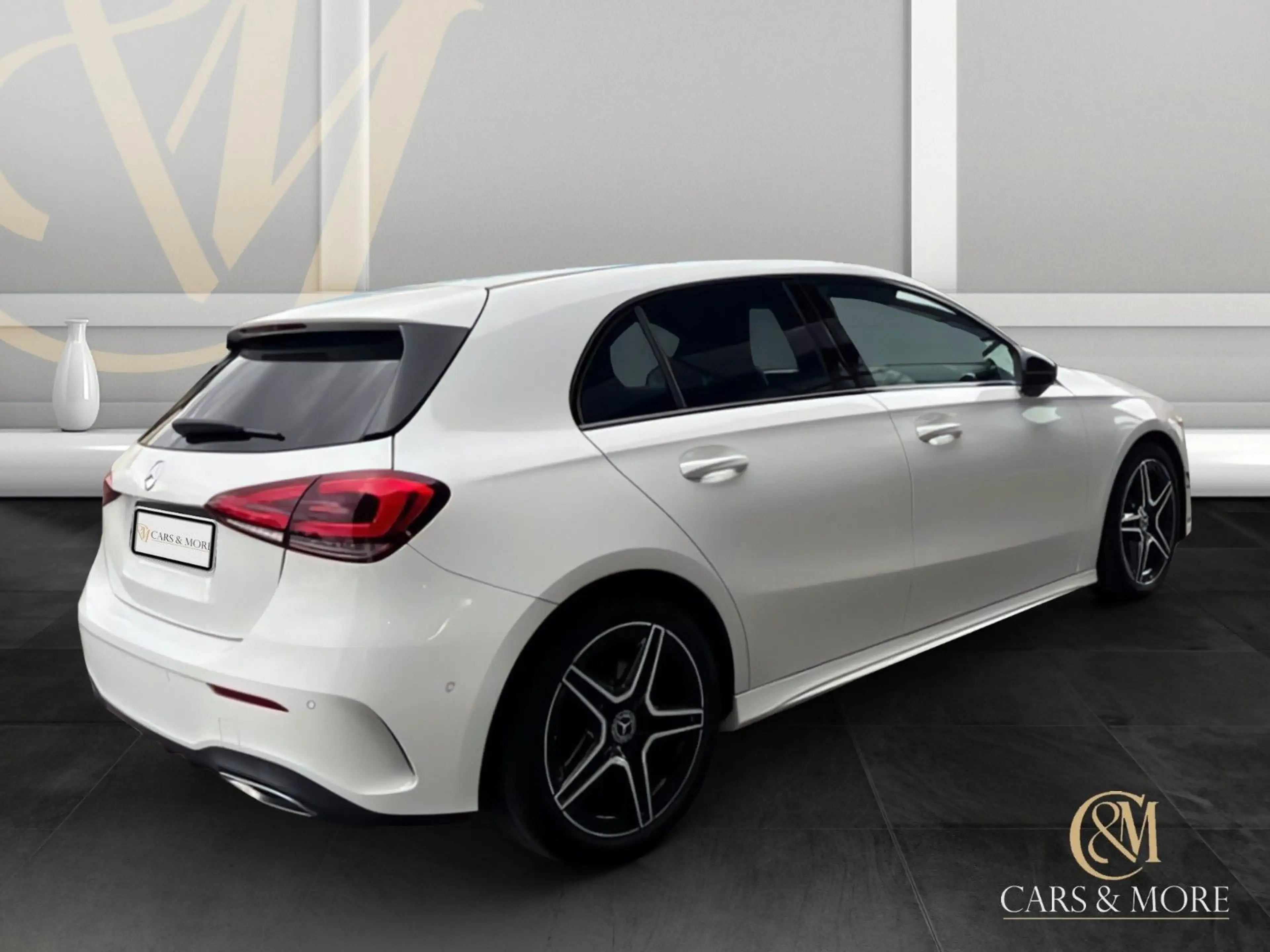 Mercedes-Benz A 200 AMG Leder Panorama Multibeam LED SHZ RFK — photo 4