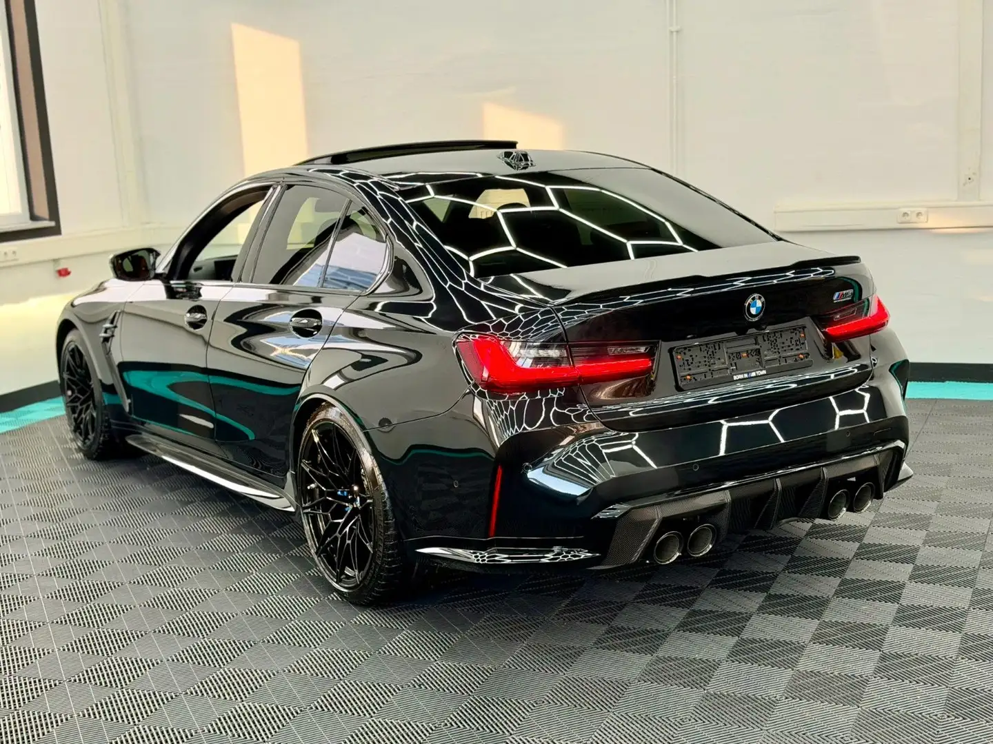 BMW M3 xDrive COMPETITION M CARBON/360/HUD/H&K/20* Schwarz - 2
