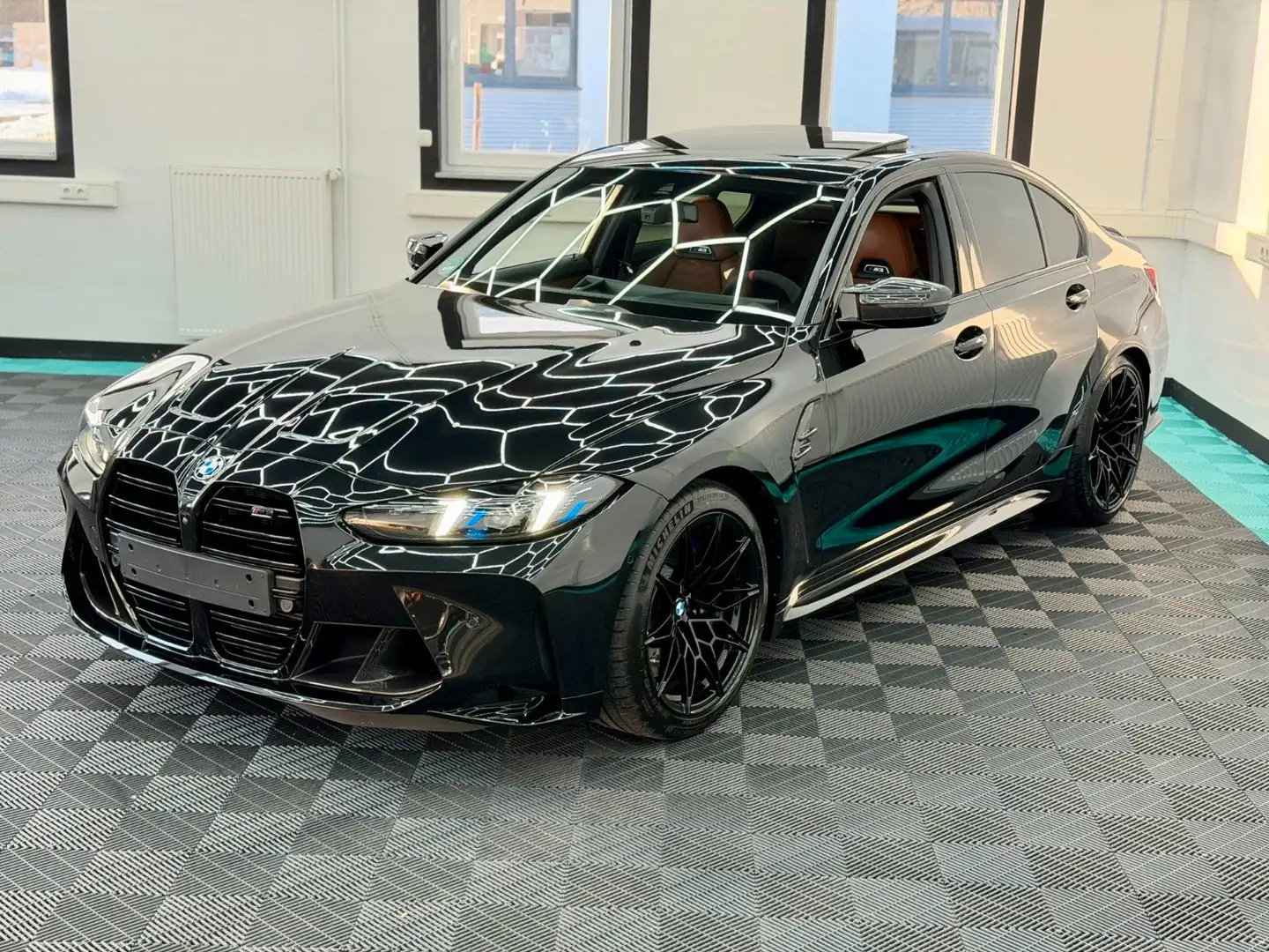BMW M3 xDrive COMPETITION M CARBON/360/HUD/H&K/20* Schwarz - 1