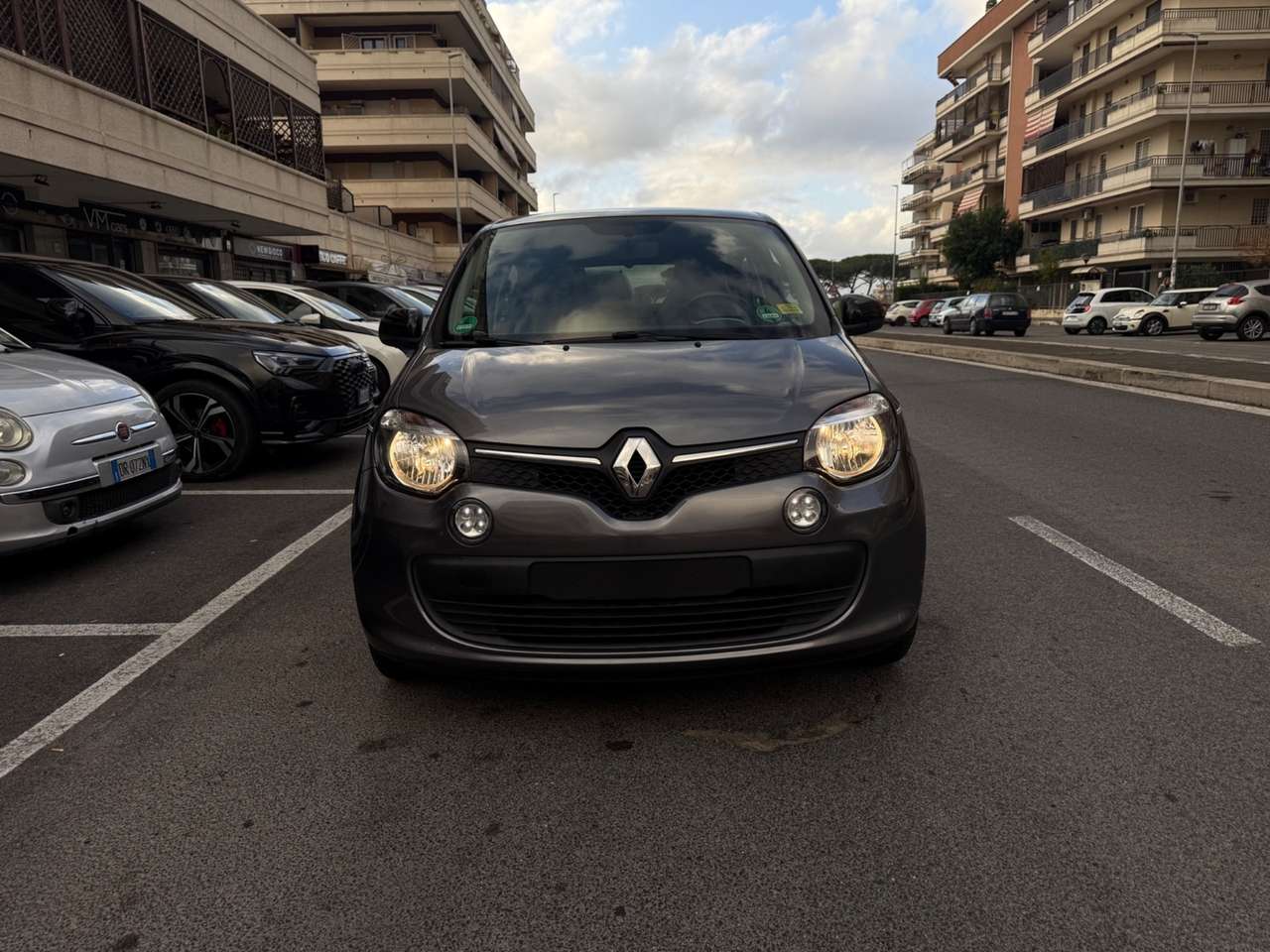 Renault Twingo LIMITEED C.AUTOMATICO LED PDC BLUETOOTH