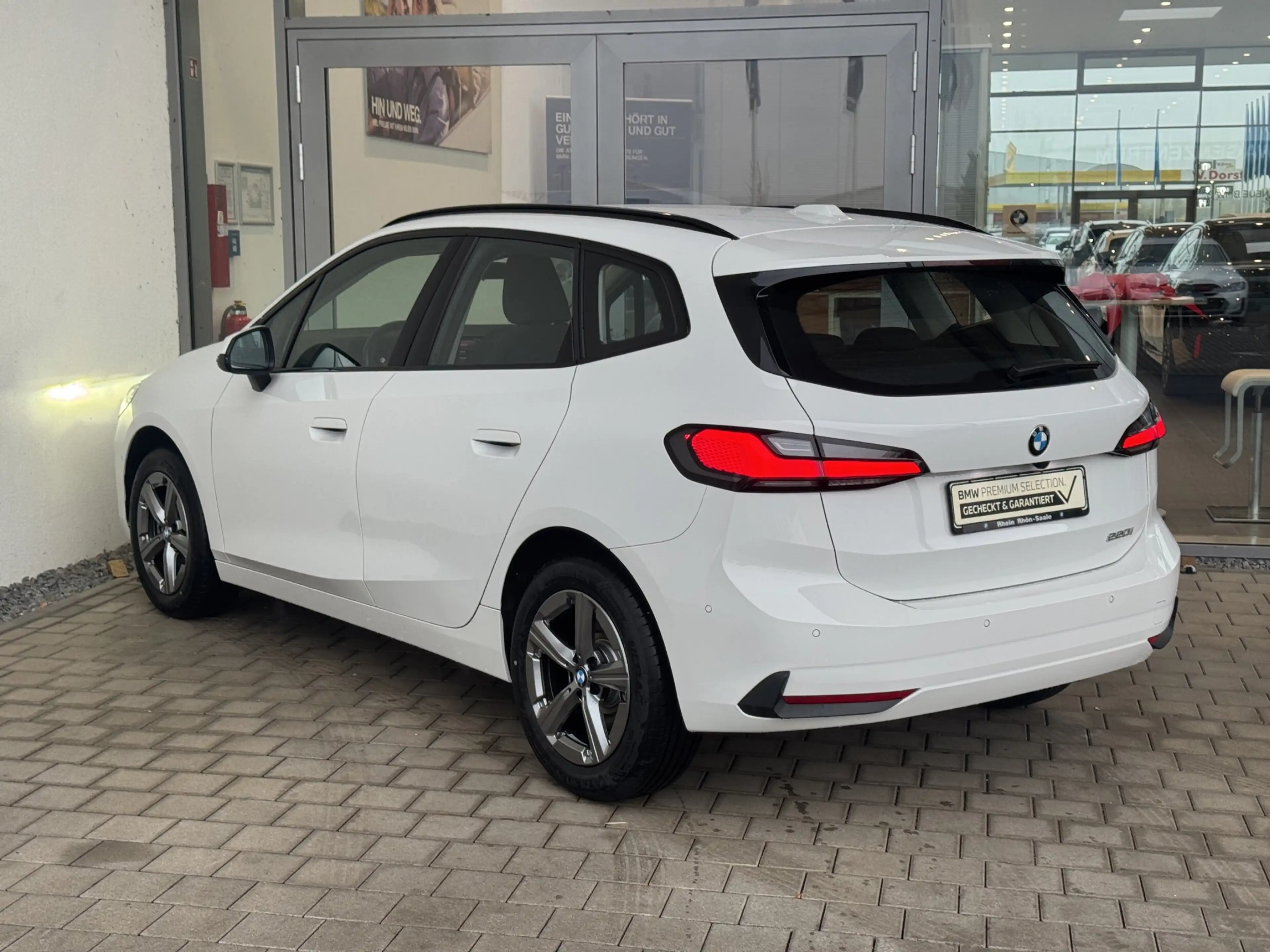 BMW 220 220i Active Tourer AHK.LED.Navi.Komfort.ParkA.SH — photo 5