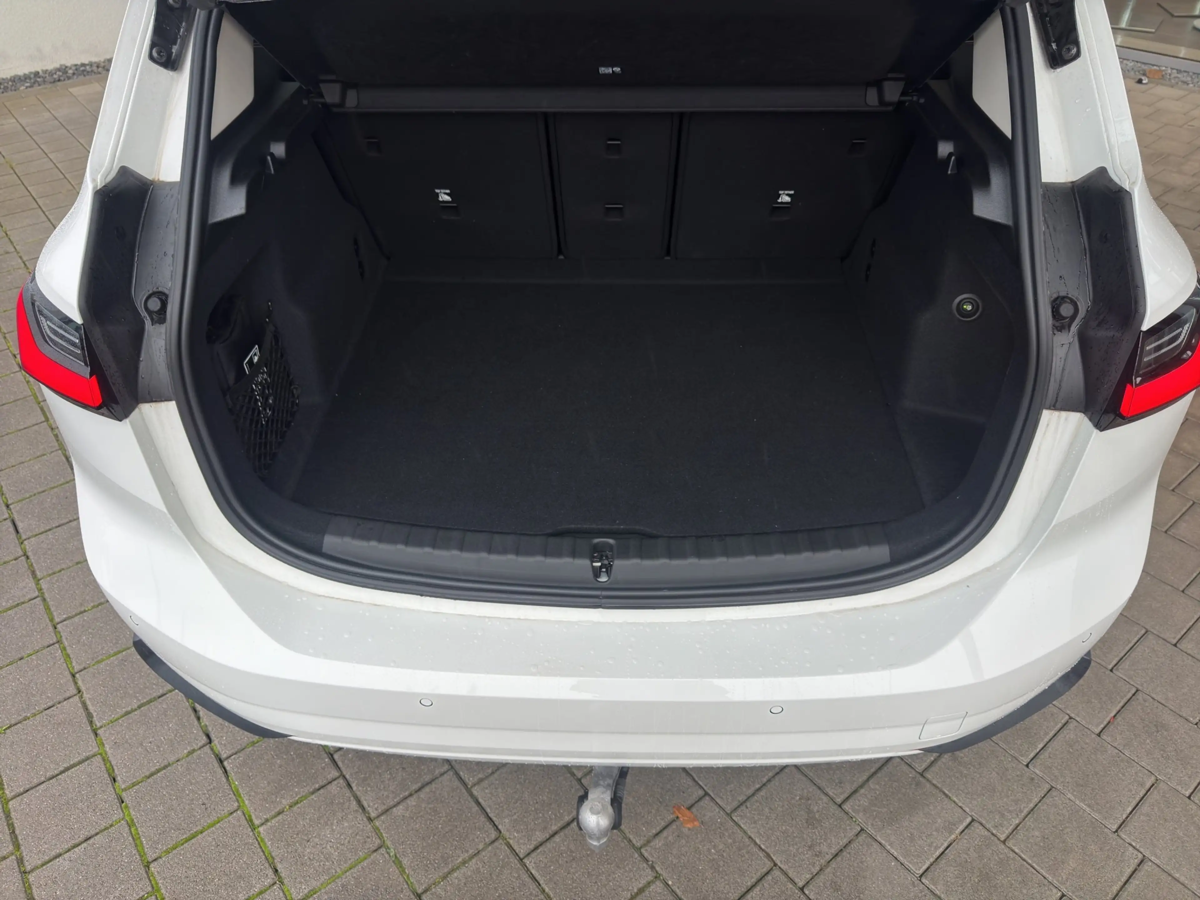 BMW 220 220i Active Tourer AHK.LED.Navi.Komfort.ParkA.SH — photo 11