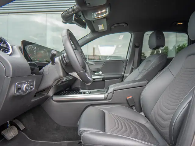 Mercedes-Benz B-Class view 20
