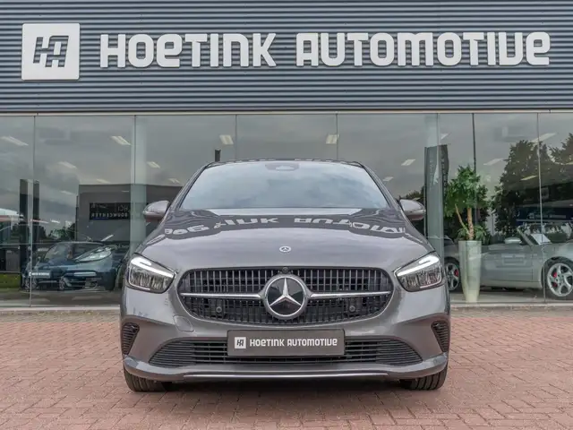 Mercedes-Benz B-Class view 9