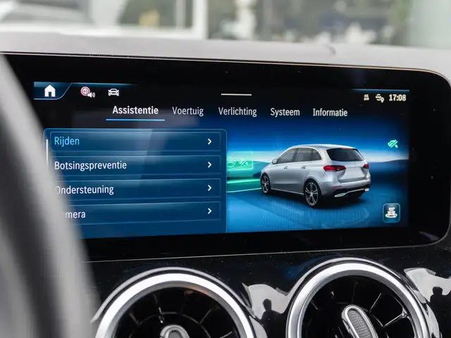 Mercedes-Benz B-Class view 26