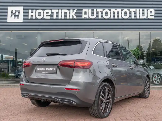 Mercedes-Benz B-Class view 2