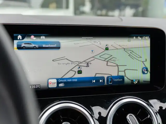 Mercedes-Benz B-Class view 24