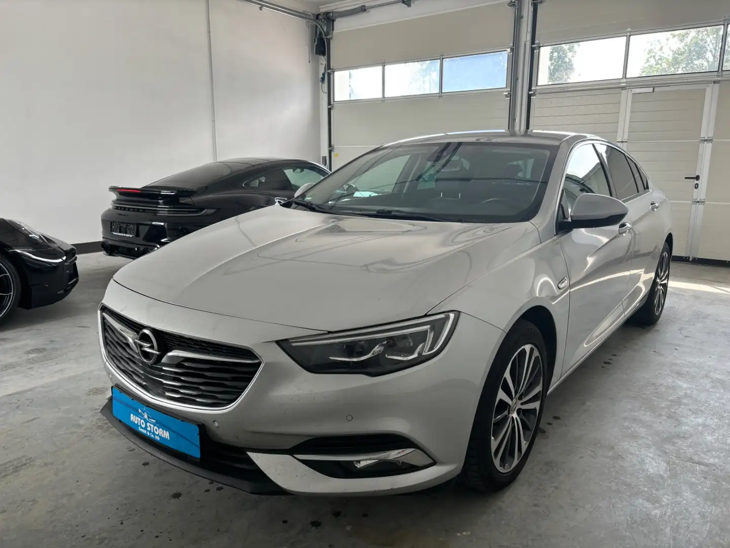 Opel Insignia B Grand Sport Innovation 2.0 CDTI*4x4*Head-up*Memo Silber - 1