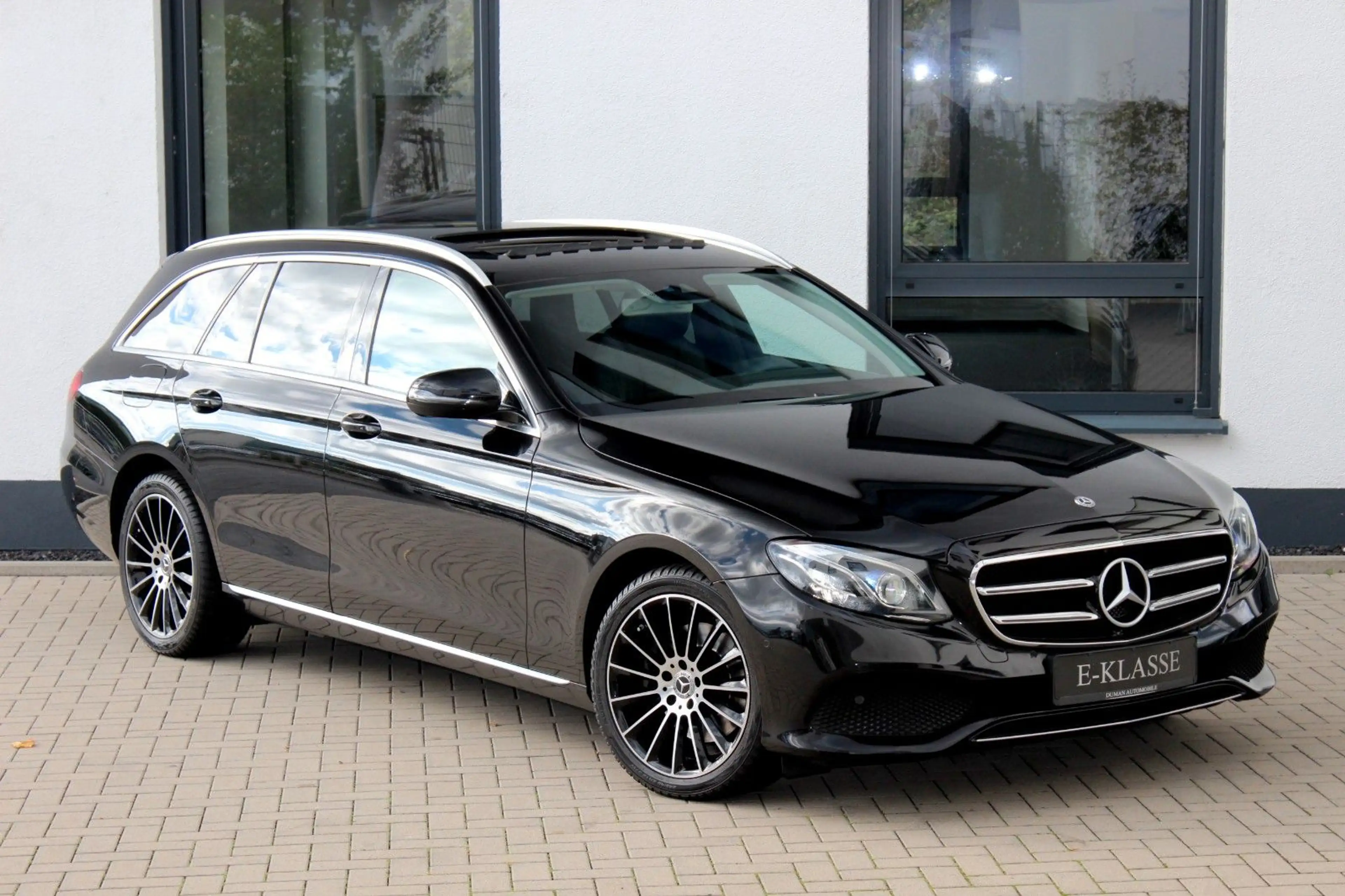 Mercedes-Benz E 220 E220d T-Modell 4Matic KAMERA*MULTIBEAM LED*SD — photo 3
