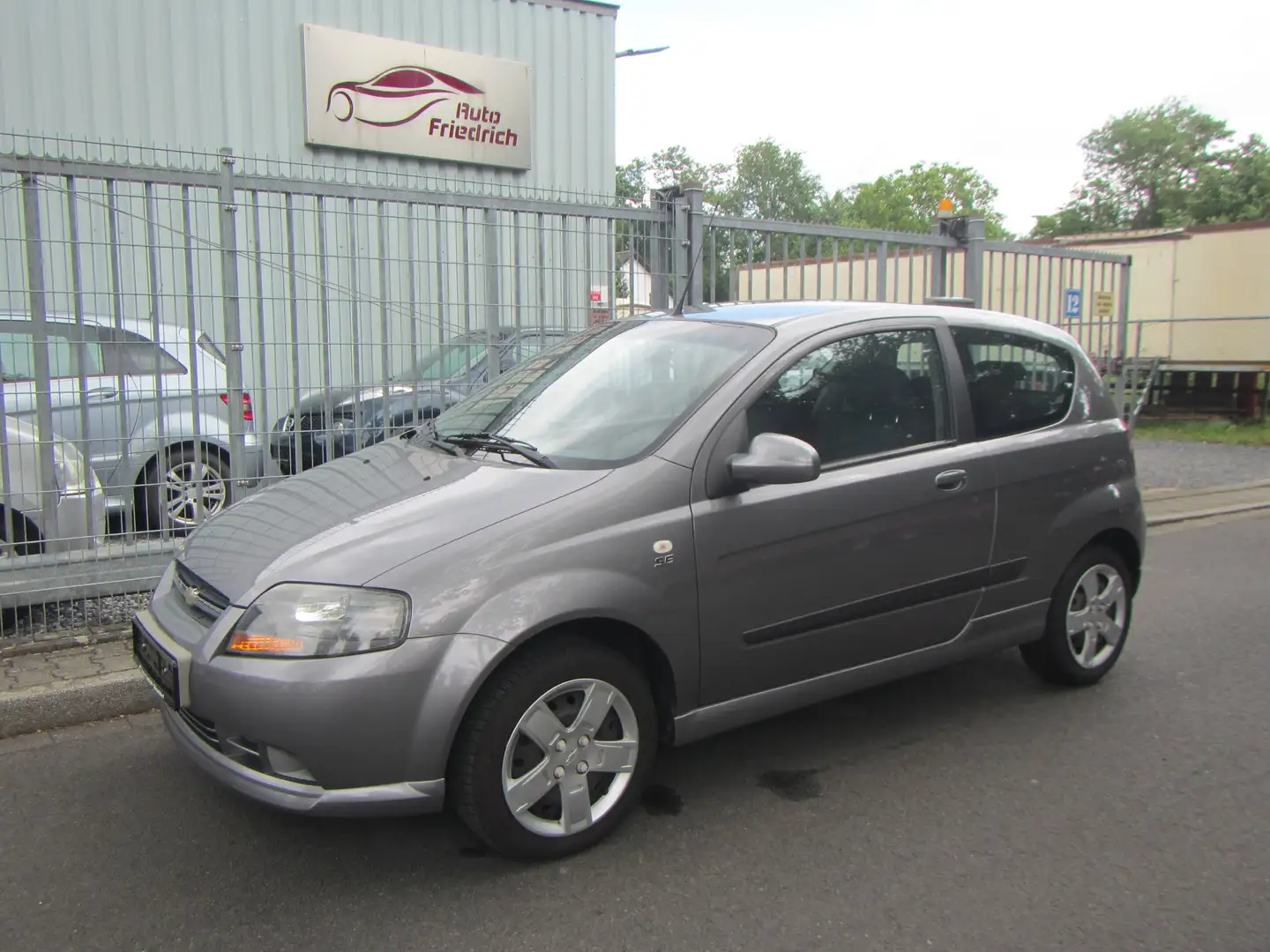 Chevrolet Kalos 1.2 SE Grau - 1