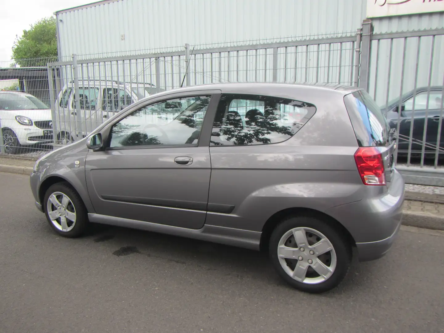 Chevrolet Kalos 1.2 SE Grau - 2