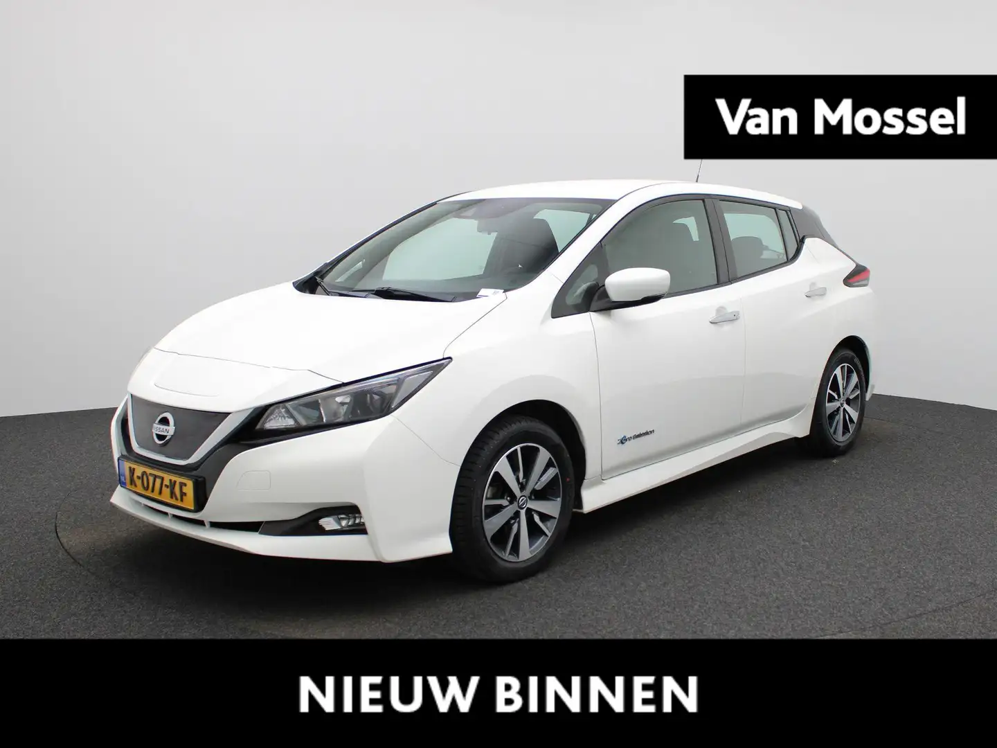 Nissan Leaf Acenta 40 kWh | NAVIGATIE | ACHTERUITRIJCAMERA | B Wit - 1
