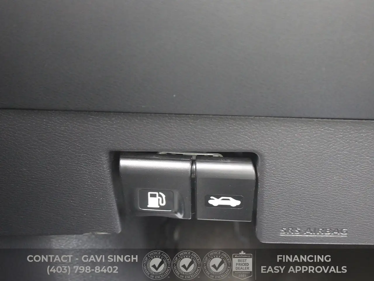 Nissan Versa снимка Nissan Versa