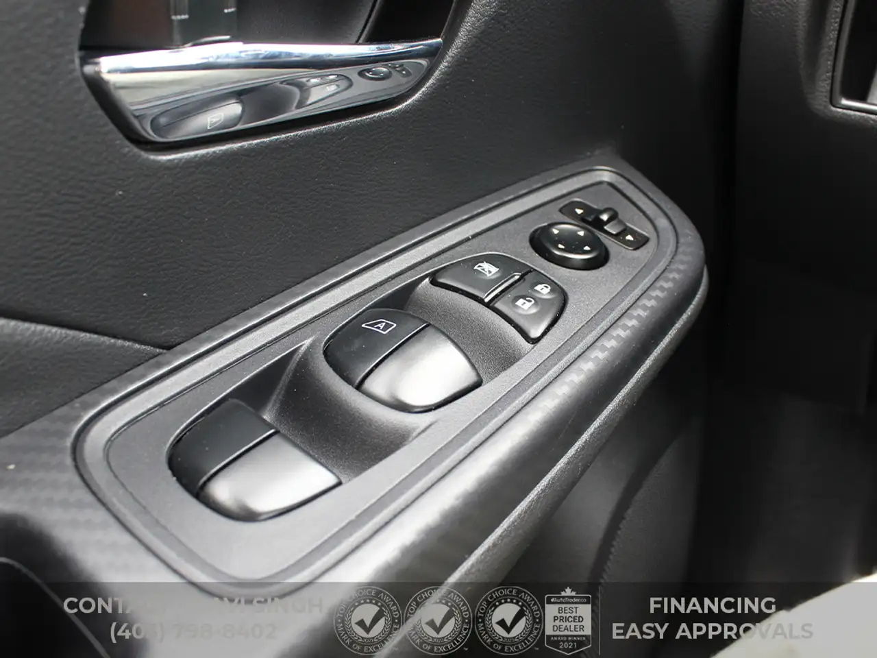Nissan Versa снимка Nissan Versa