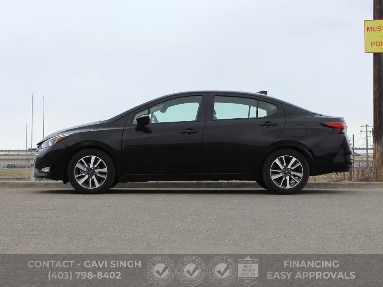 Nissan Versa снимка Nissan Versa