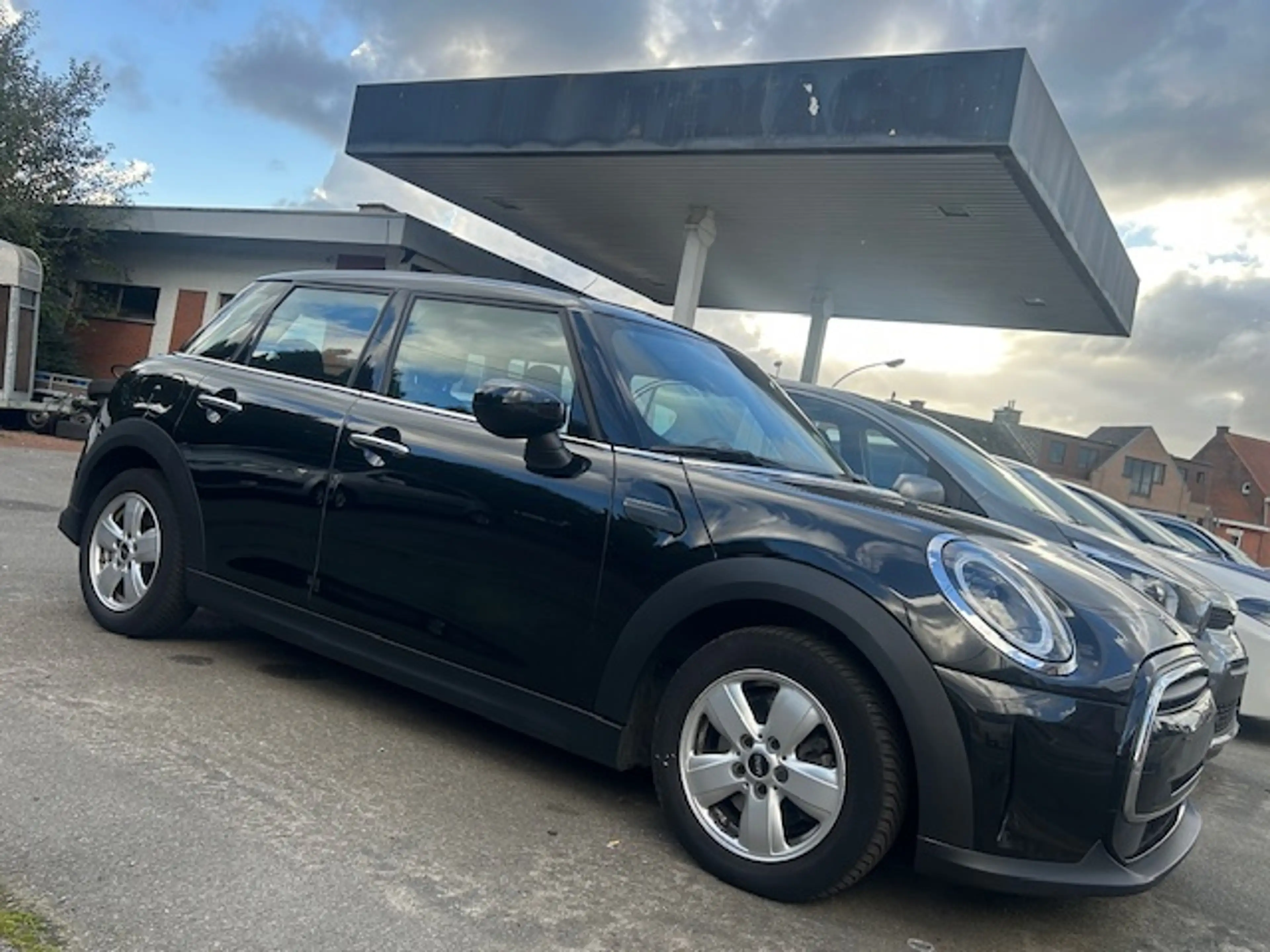 MINI One Mini 1.5 One OPF Facelift Apple carplay /Android led sfeer ... — photo 4