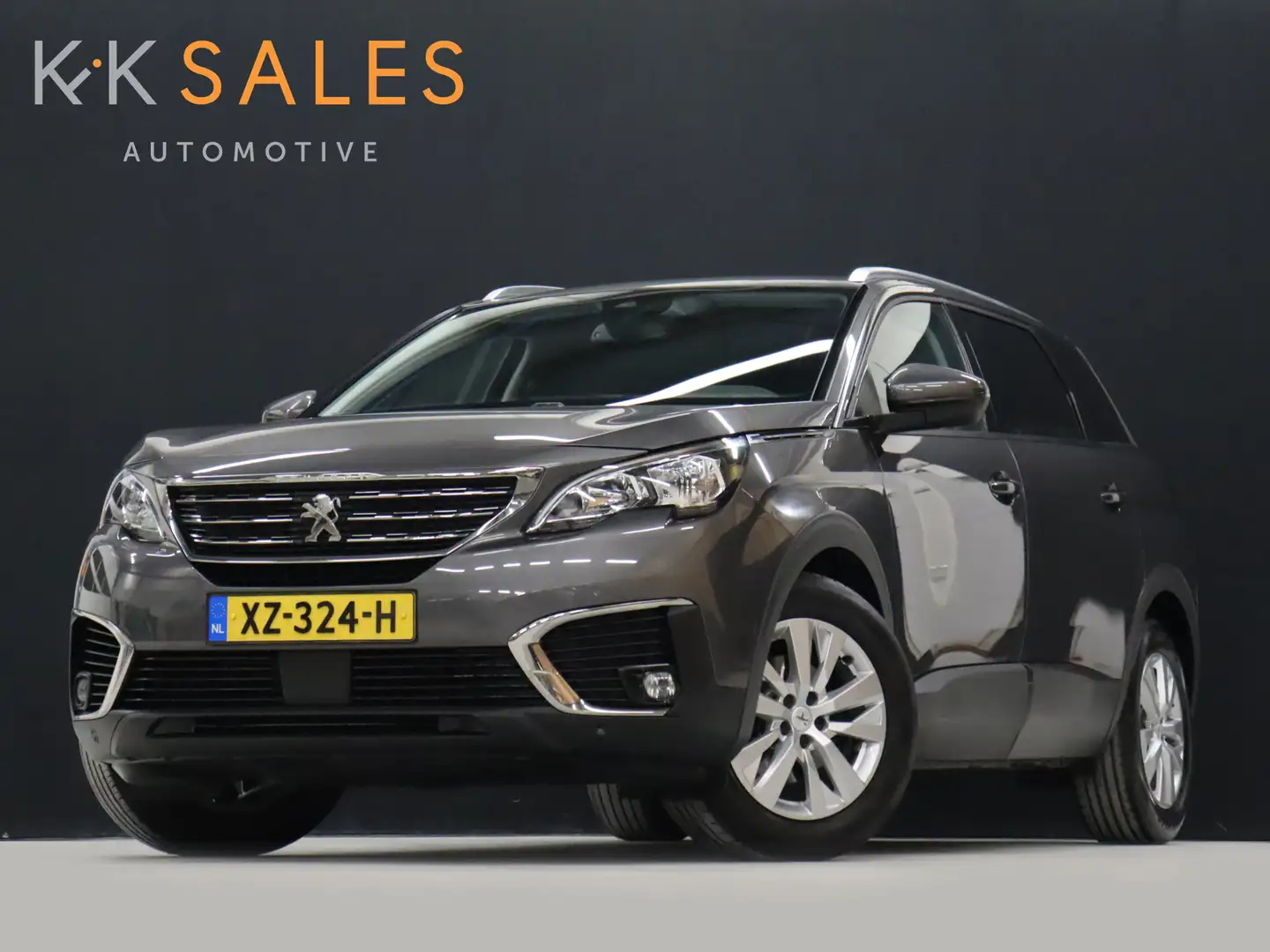 Peugeot 5008 1.2 PureTech Blue Lease Executive 7P [APPLE CARPLA Grau - 1
