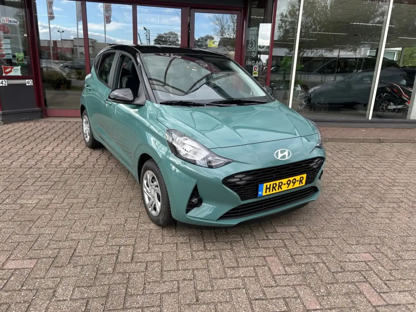 Hyundai i10 1.0 COMFORT SMART 5P Groen - 1