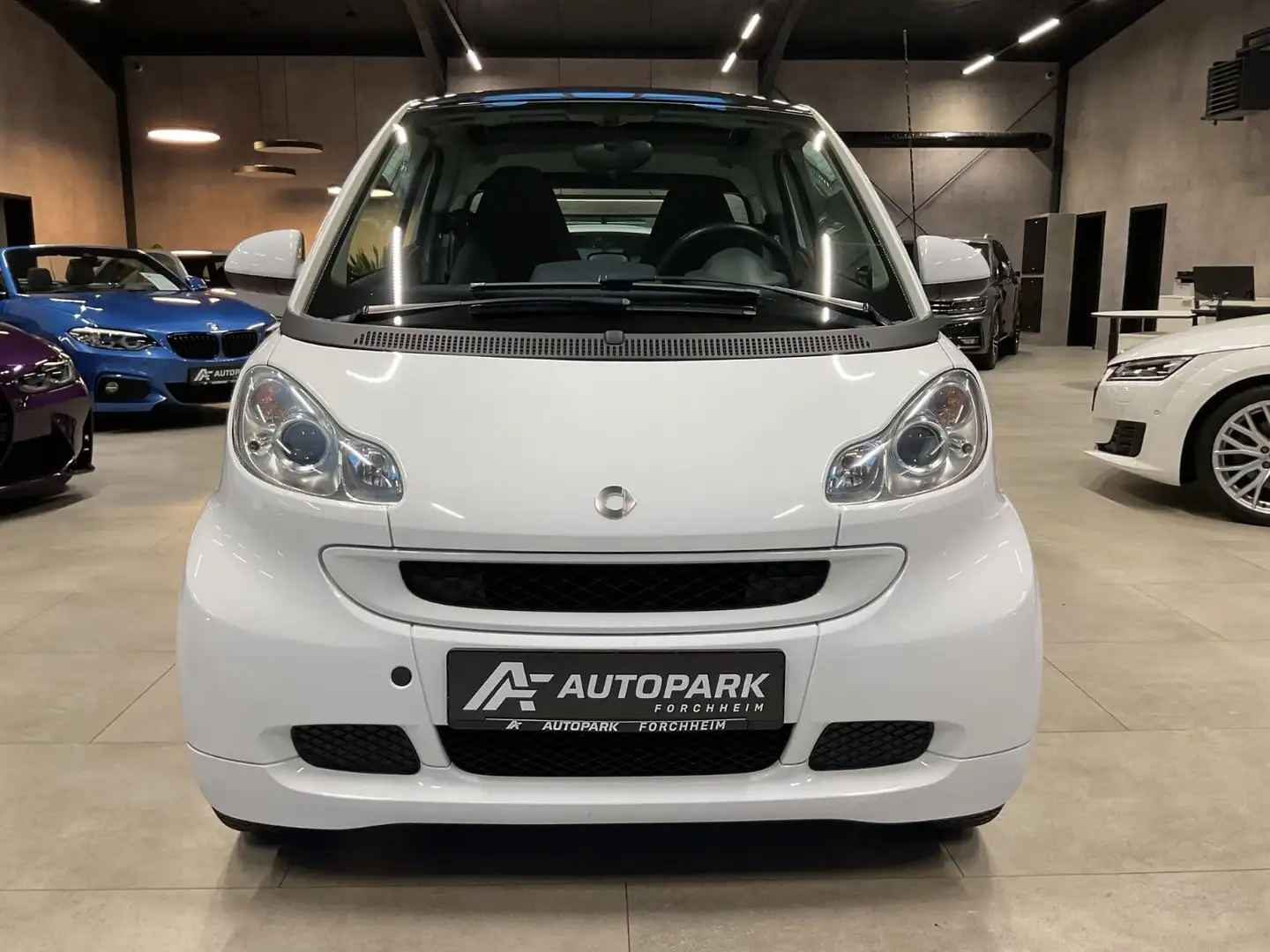 smart forTwo fortwo coupe mhd passion Softtouch Klima Navi Weiß - 2