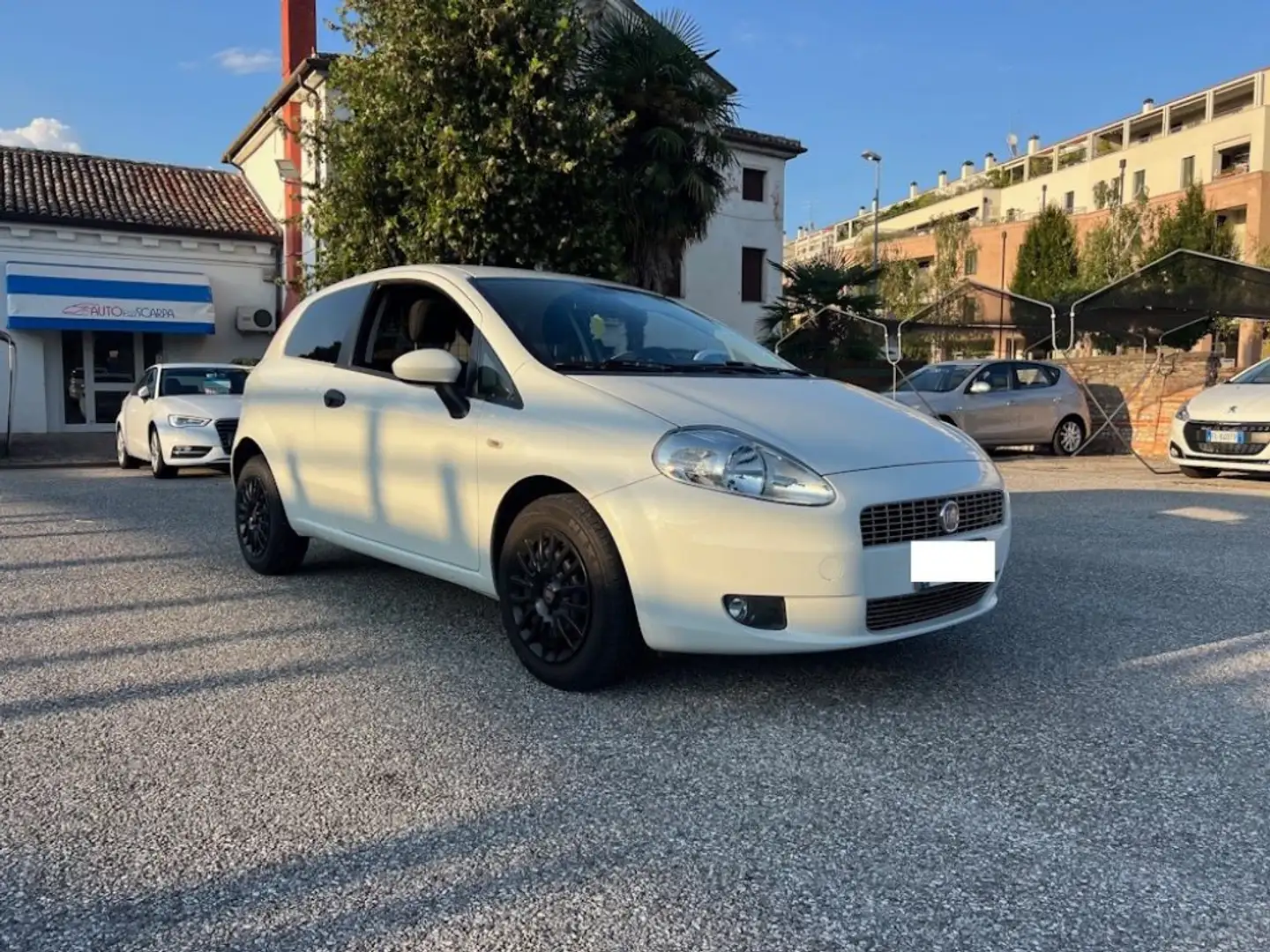 Fiat Grande Punto 1.3 MJT 75 CV 3 porte VAN Blanc - 1