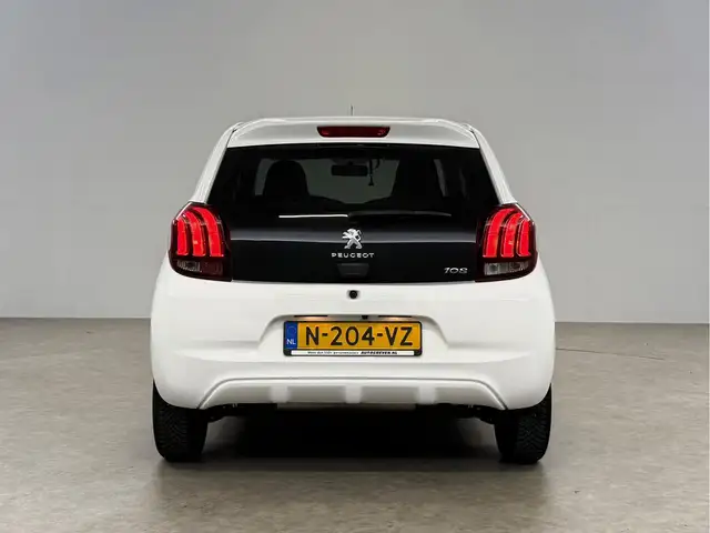 Peugeot 108 view 9